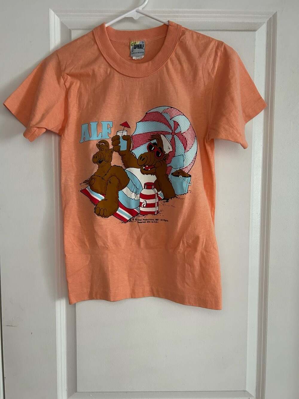 Vintage 1987 ALF Beach Graphic T-Shirt Size S